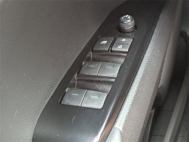 Used 2025 Toyota Camry SE image 26