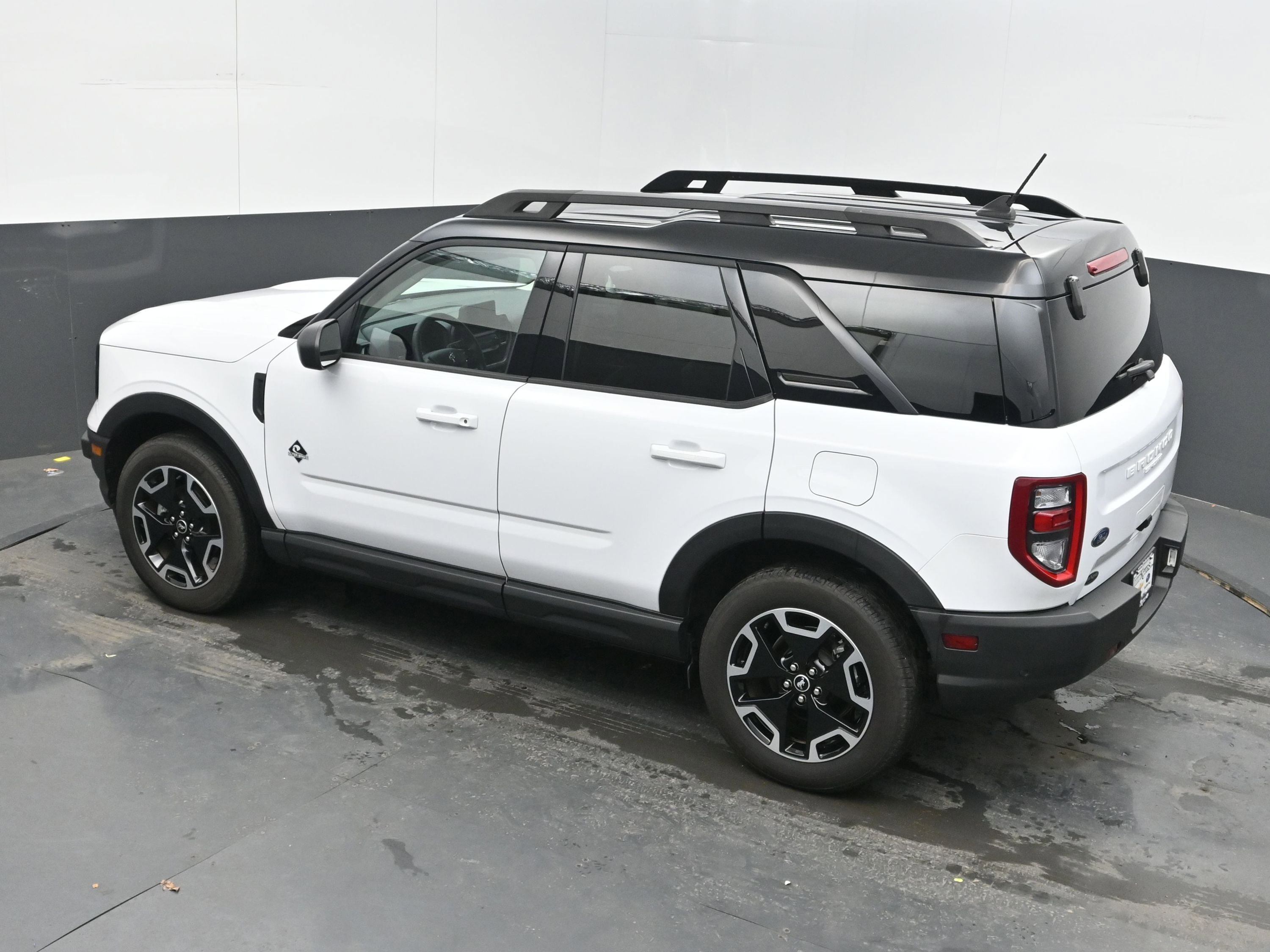 Used 2024 Ford Bronco Sport Outer Banks image 36