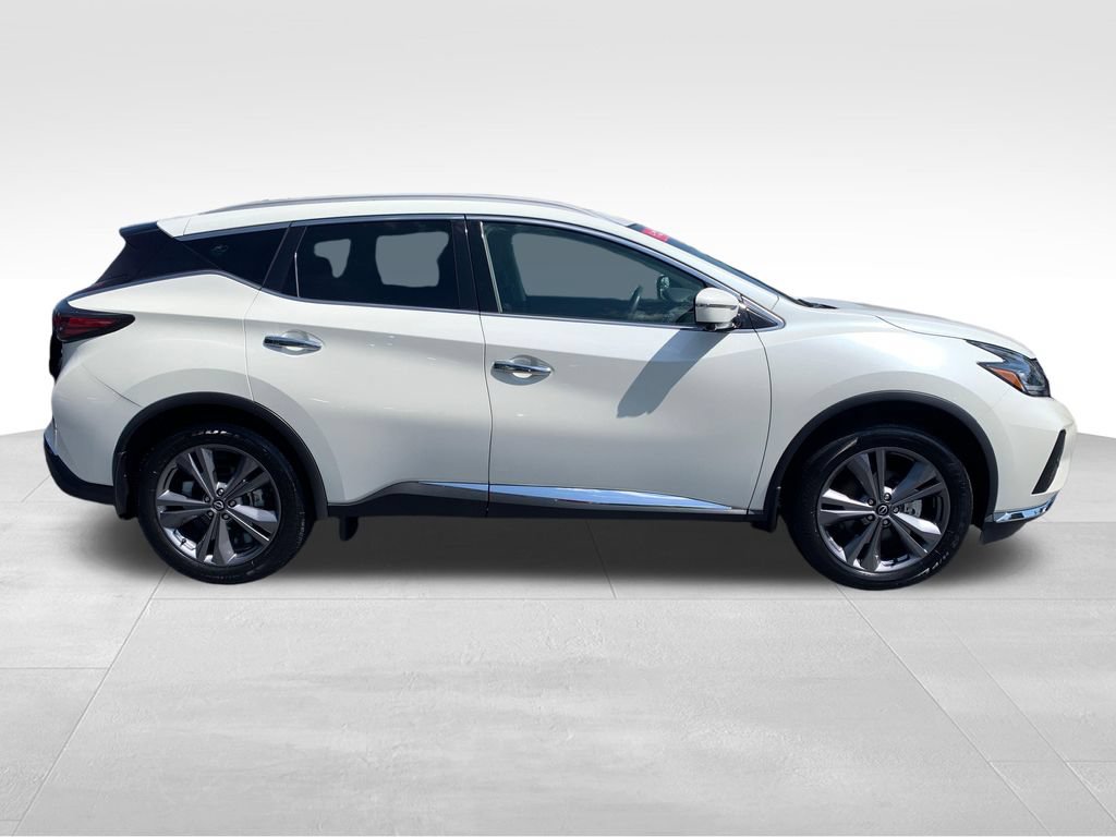 Certified 2024 Nissan Murano Platinum w/ Cargo Package FWD image 7
