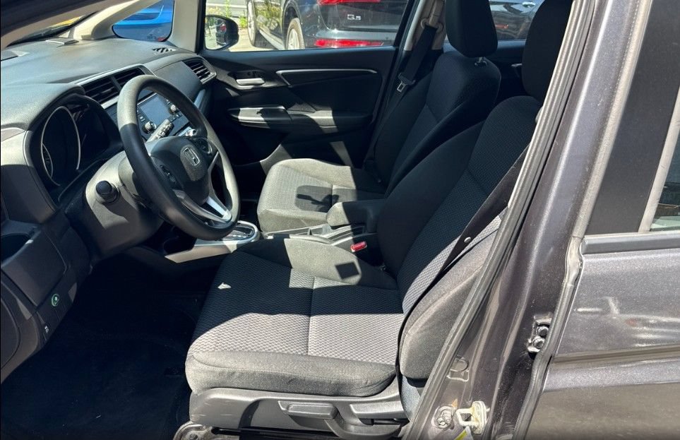Used 2020 Honda Fit LX image 9