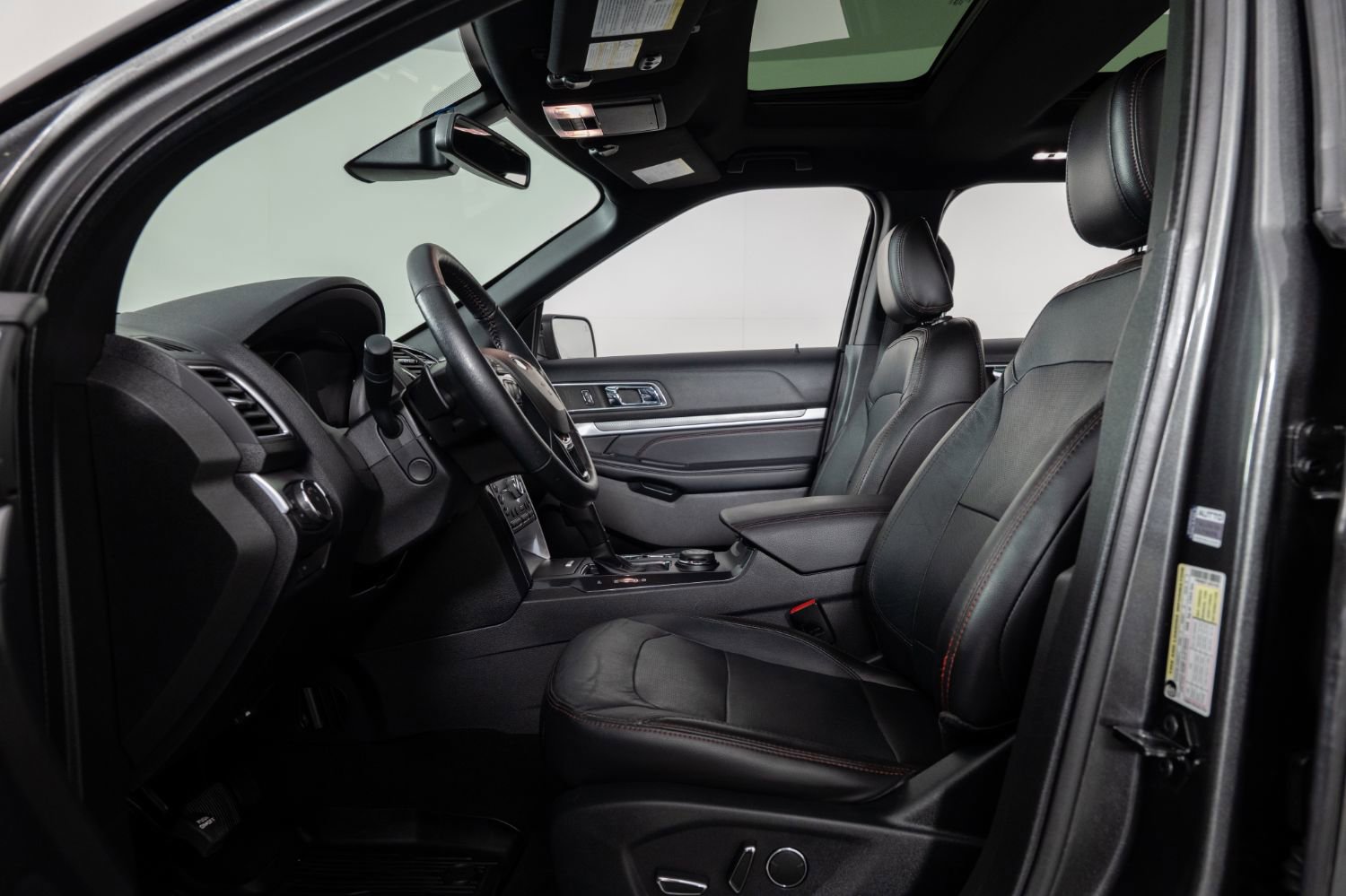 Used 2018 Ford Explorer Sport w/ Equipment Group 401A image 14