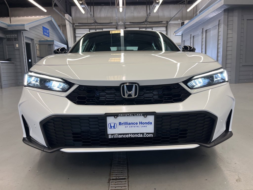 Used 2025 Honda Civic Sport Touring image 2