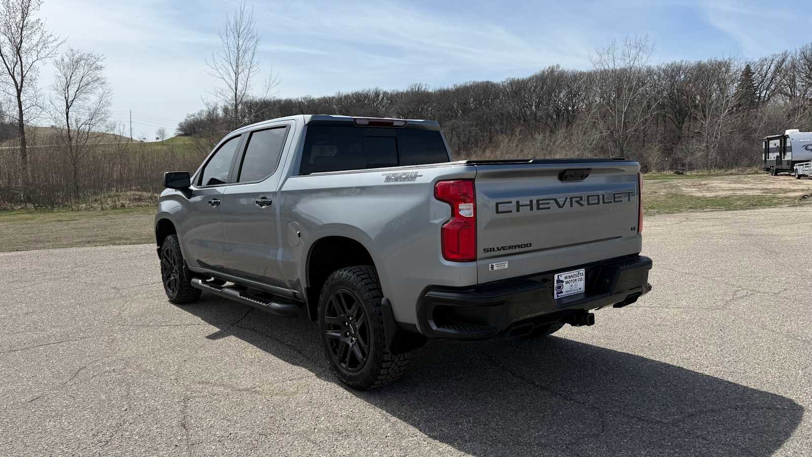 Used 2025 Chevrolet Silverado 1500 LT Trail Boss w/ Convenience Package II AWD/4WD image 5