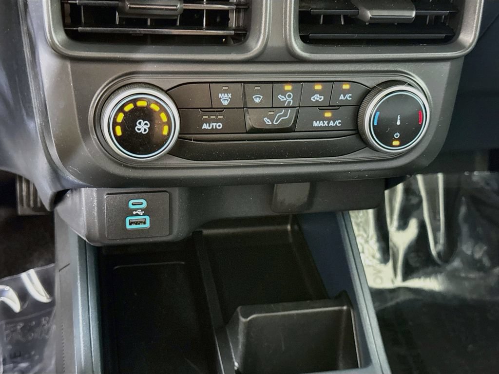 Used 2024 Ford Maverick XL FWD image 7
