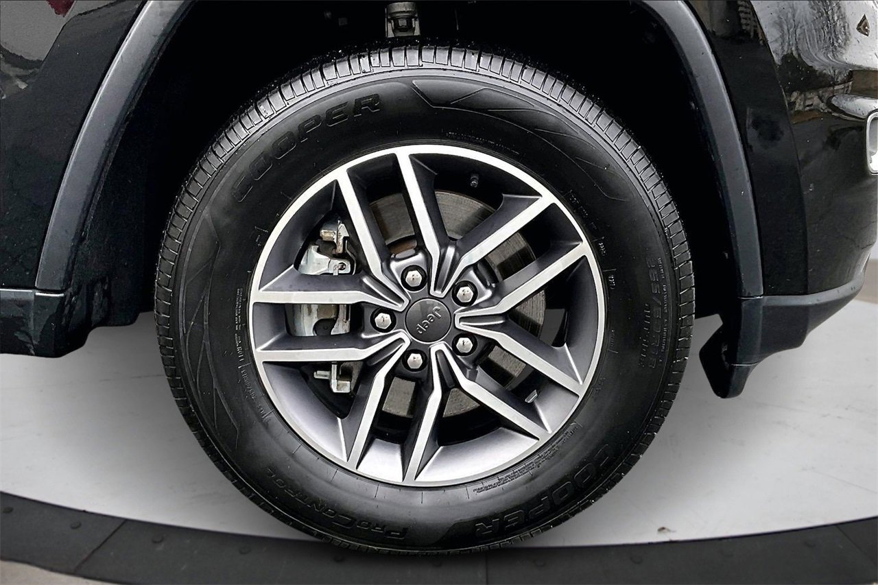 Certified 2021 Jeep Grand Cherokee Limited image 34