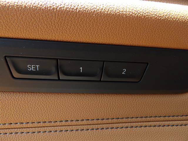 Used 2022 BMW 540i xDrive w/ Convenience Package AWD/4WD image 14