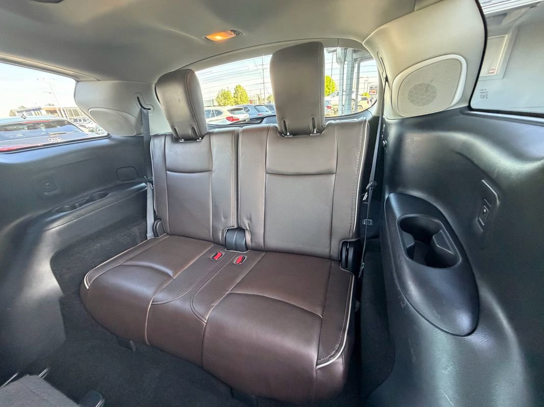 Used 2019 INFINITI QX60 Luxe w/ Sensory Package image 17