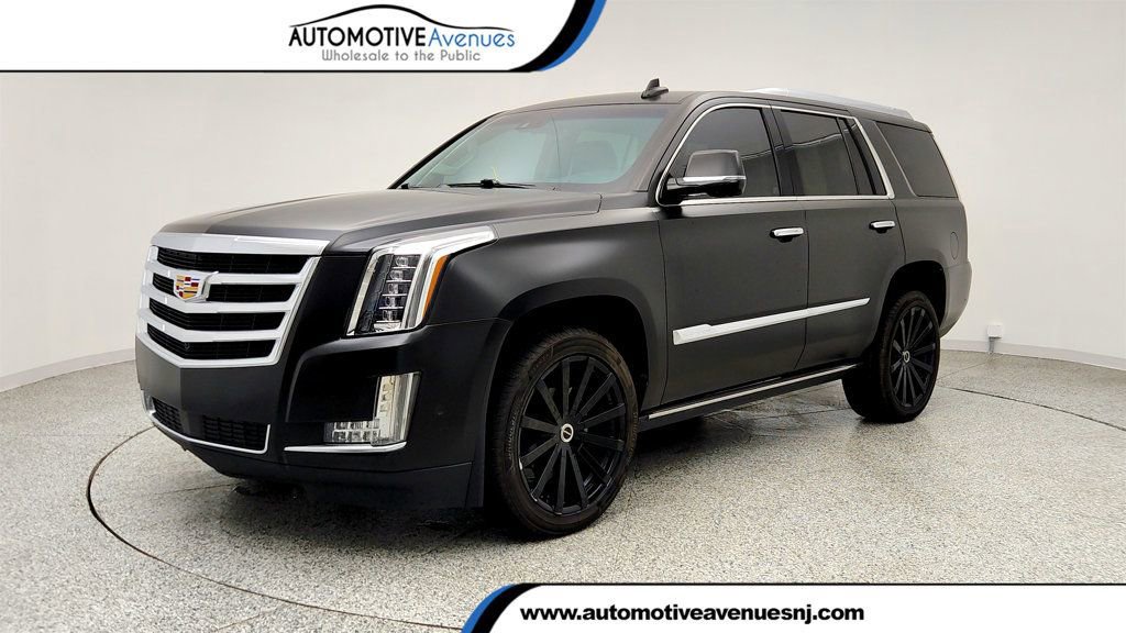 Used 2019 Cadillac Escalade Premium Luxury AWD/4WD image 1
