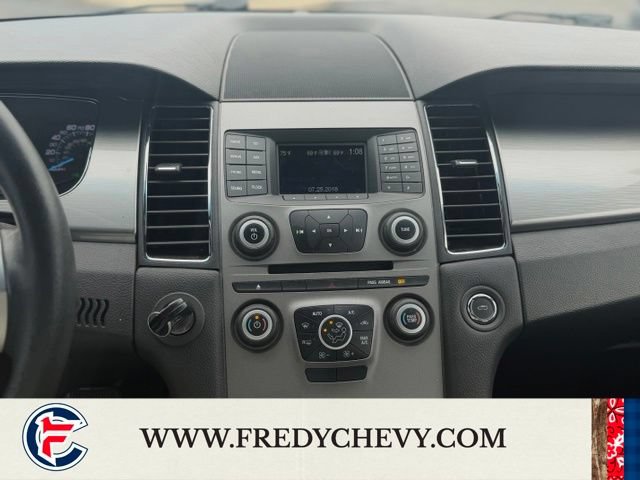 Used 2019 Ford Taurus SEL FWD image 16