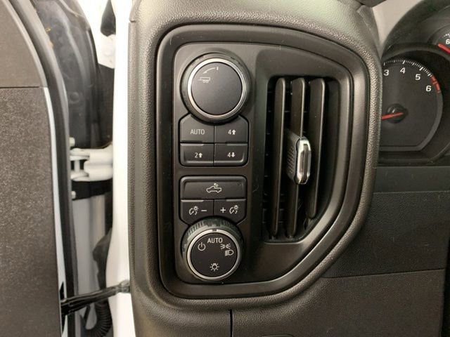 Used 2025 Chevrolet Silverado 1500 Custom Trail Boss AWD/4WD image 18