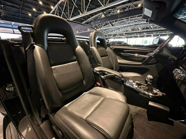 Used 2006 Chevrolet SSR w/ Preferred Equipment Group RWD image 25