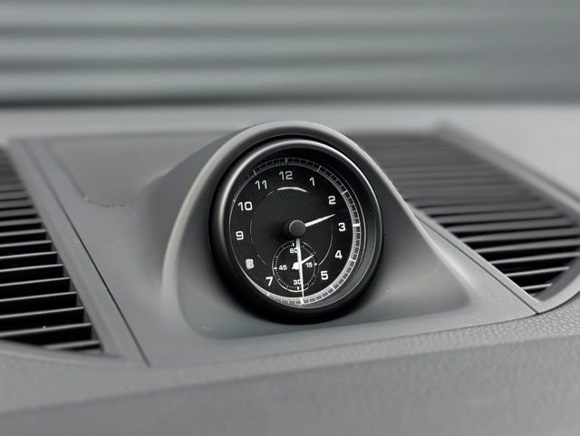 Certified 2025 Porsche Macan image 27