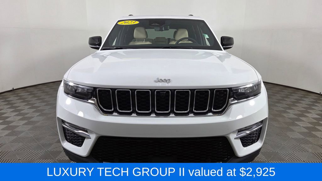 Used 2023 Jeep Grand Cherokee Limited w/ Luxury Tech Group II image 2