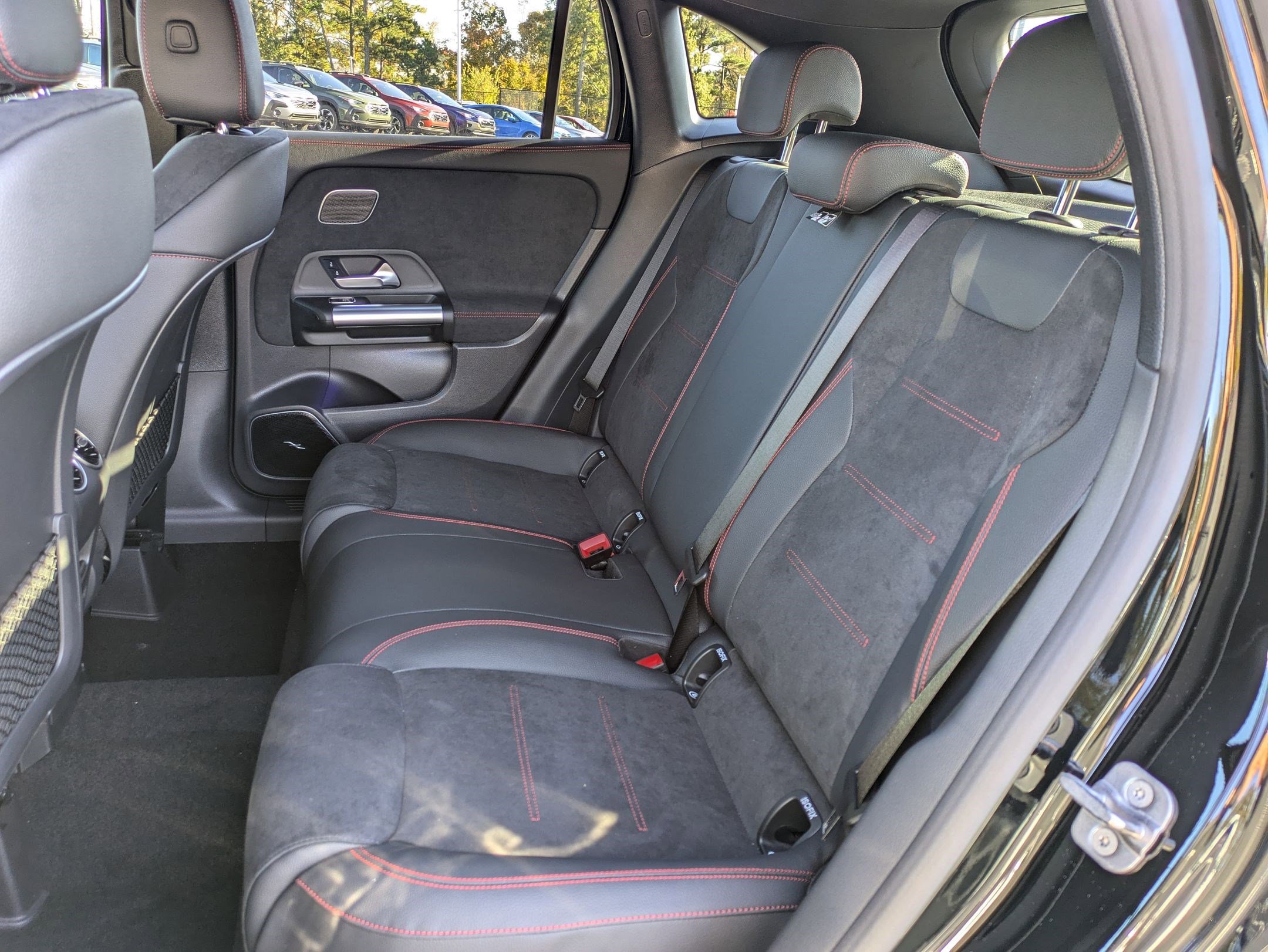 Certified 2025 Mercedes-Benz GLA 250 4MATIC image 30