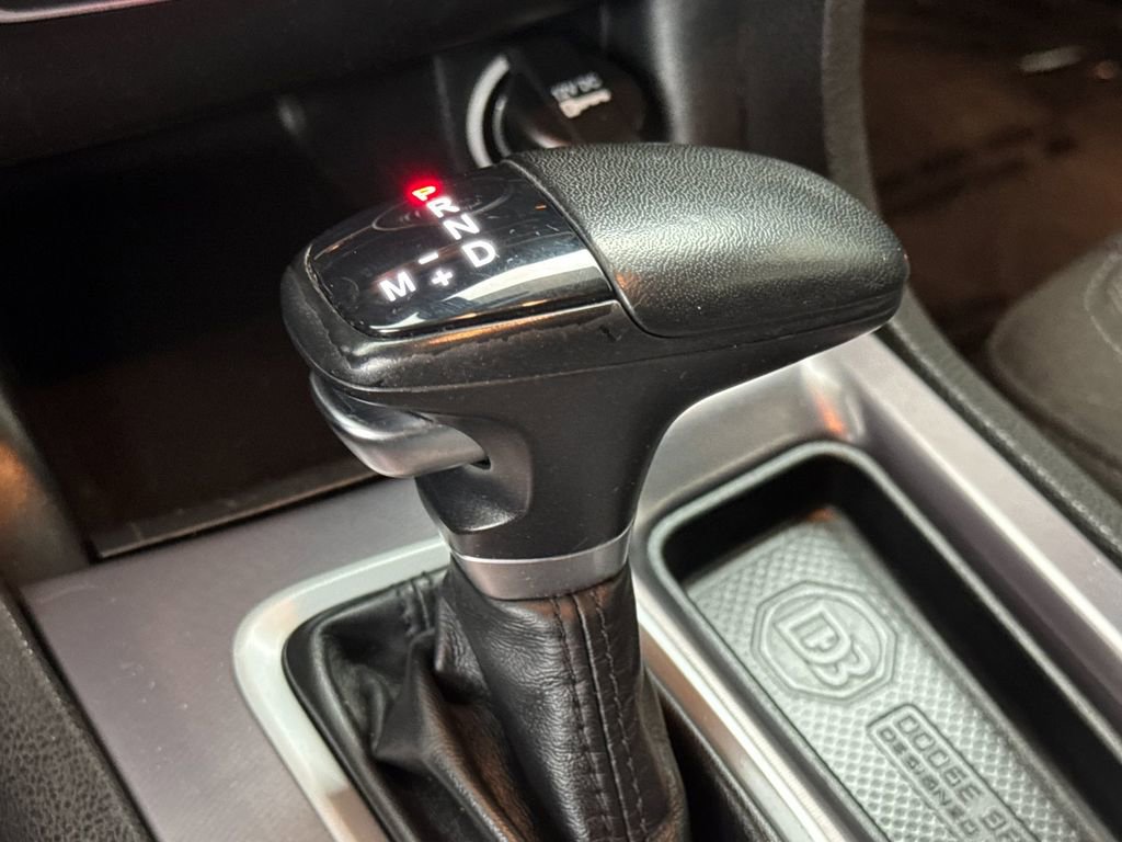 Used 2022 Dodge Charger SXT image 19