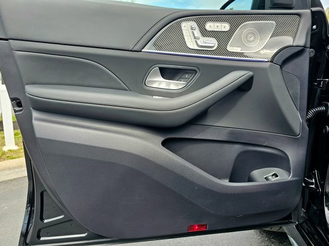 New 2026 Mercedes-Benz GLE 53 AMG 4MATIC Coupe image 19