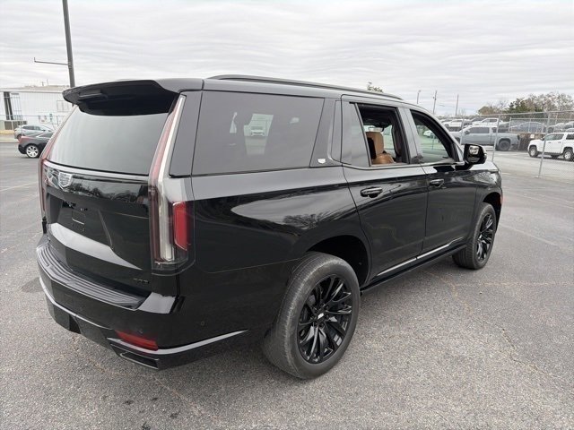 Used 2024 Cadillac Escalade Sport w/ LPO, ONYX Package image 4
