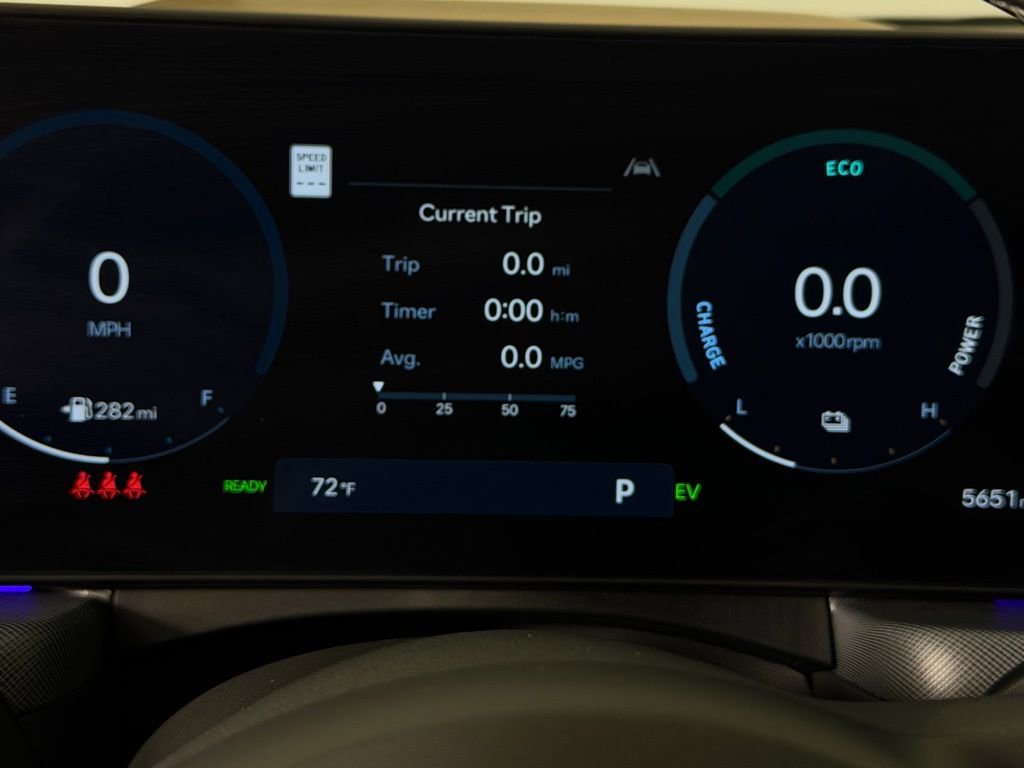 Used 2025 Hyundai Sonata Limited FWD image 15