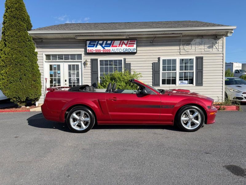 Used 2008 Ford Mustang GT image 1