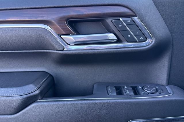 Used 2024 GMC Sierra 1500 SLT image 11