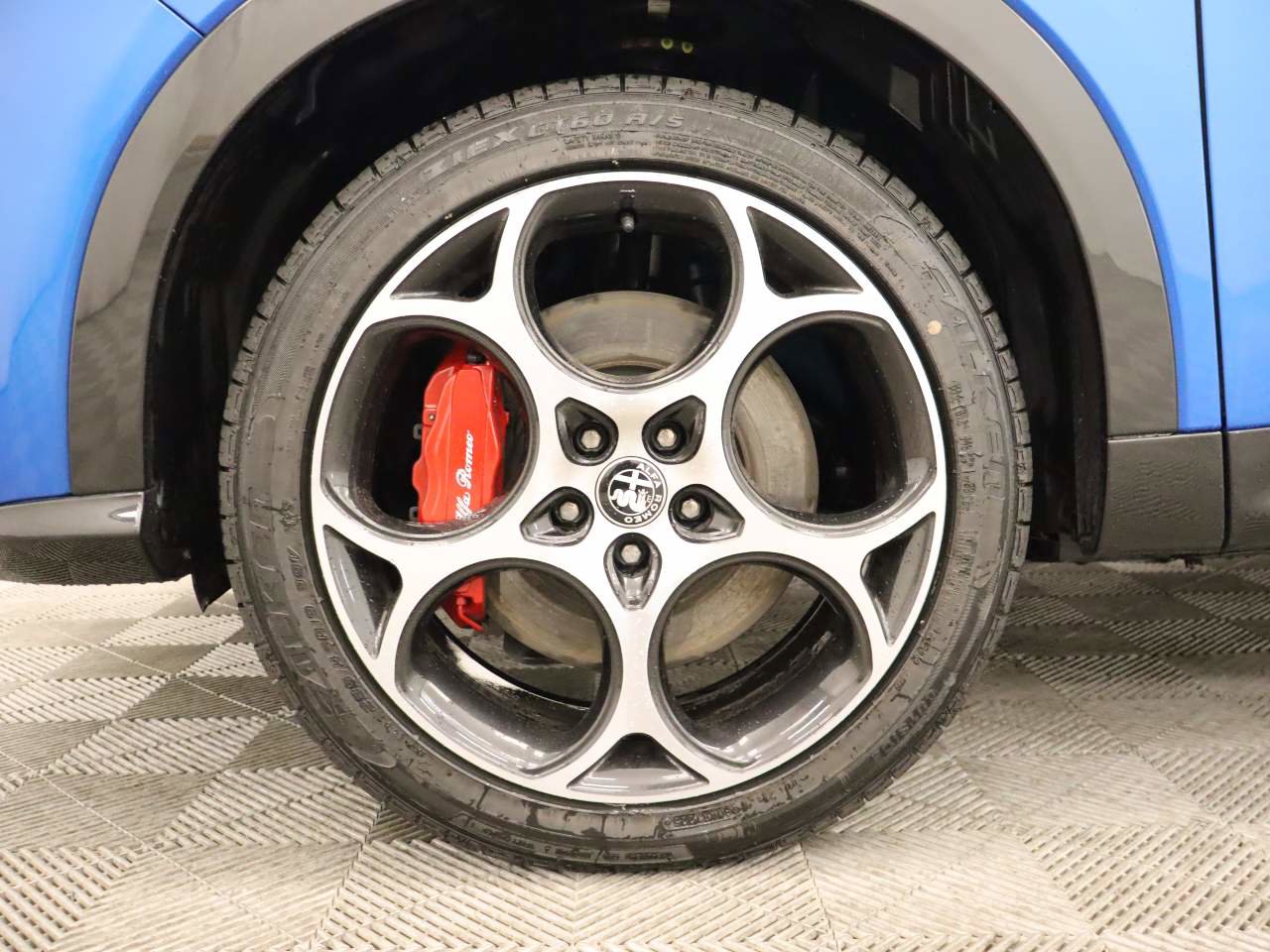 Used 2024 Alfa Romeo Tonale Veloce image 6