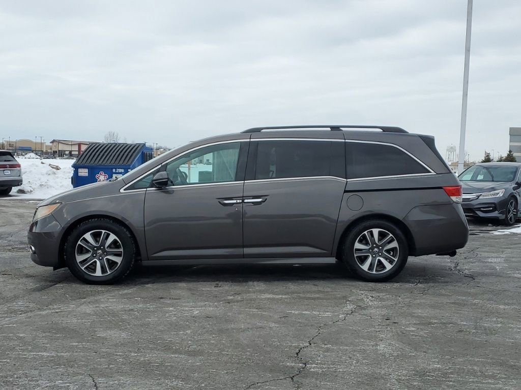 Used 2016 Honda Odyssey Touring Elite image 4