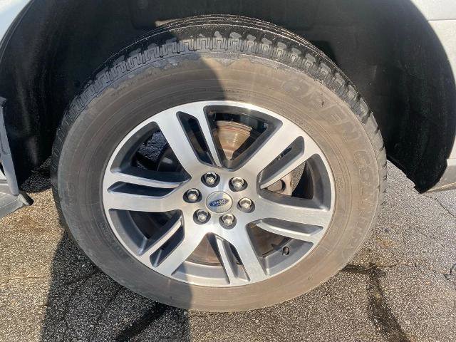 Certified 2024 Ford Expedition Limited image 34