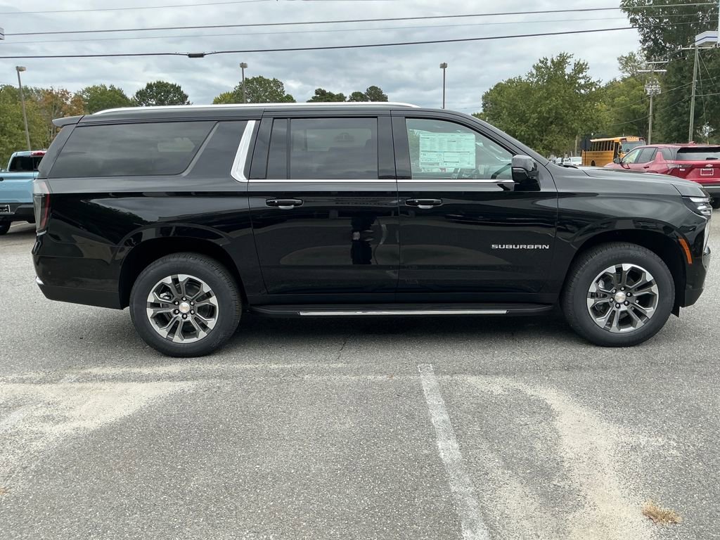 New 2026 Chevrolet Suburban LT w/ Comfort Package image 6