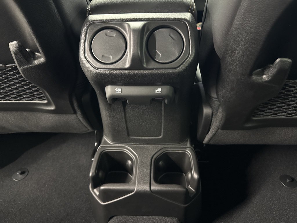 New 2026 Jeep Gladiator Sport AWD/4WD image 13