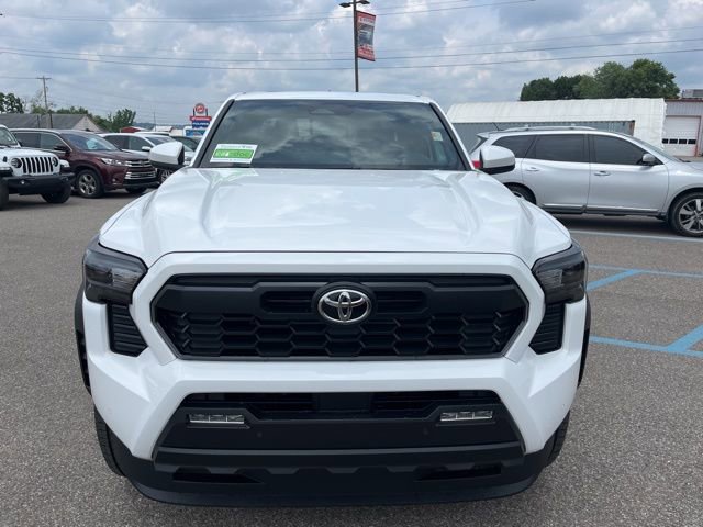 New 2025 Toyota Tacoma TRD Off-Road image 2