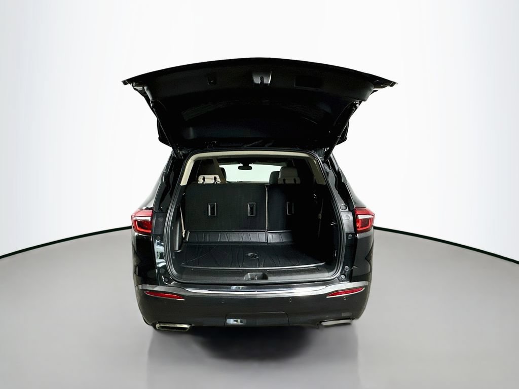 Used 2020 Buick Enclave Premium w/ Sun and Sites Package FWD image 38
