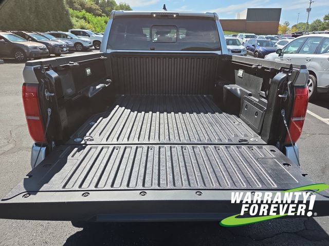 Used 2025 Toyota Tacoma TRD Sport w/ TRD Sport Upgrade Package AWD/4WD image 18