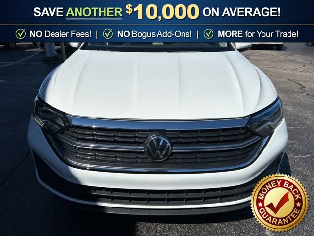 Used 2023 Volkswagen Jetta S image 2