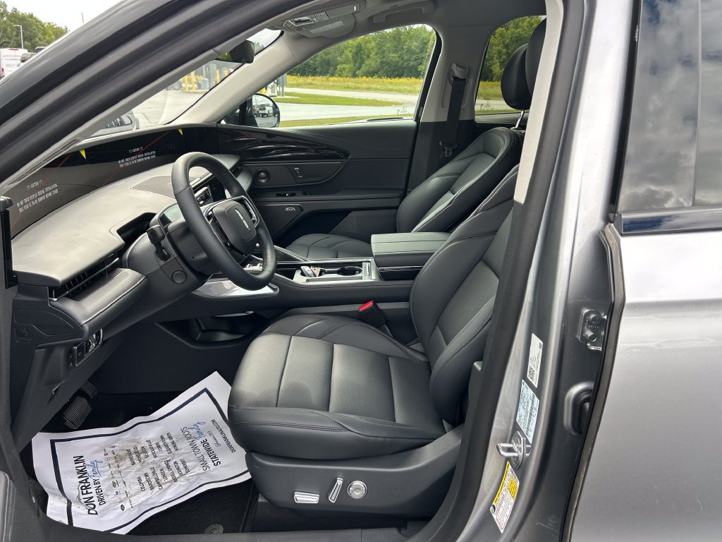 New 2026 Lincoln Nautilus Premier w/ Equipment Group 102A AWD/4WD image 13