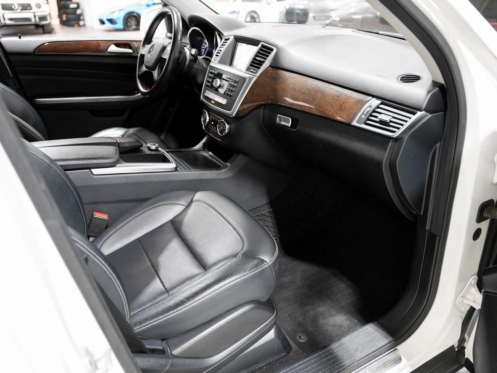 Used 2015 Mercedes-Benz ML 350 4MATIC image 24