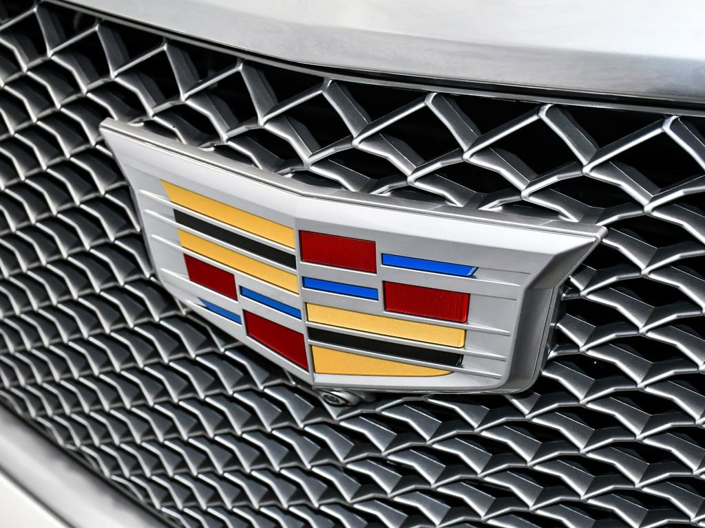 Used 2021 Cadillac Escalade Premium Luxury w/ Driver Assist Tech Package AWD/4WD image 98