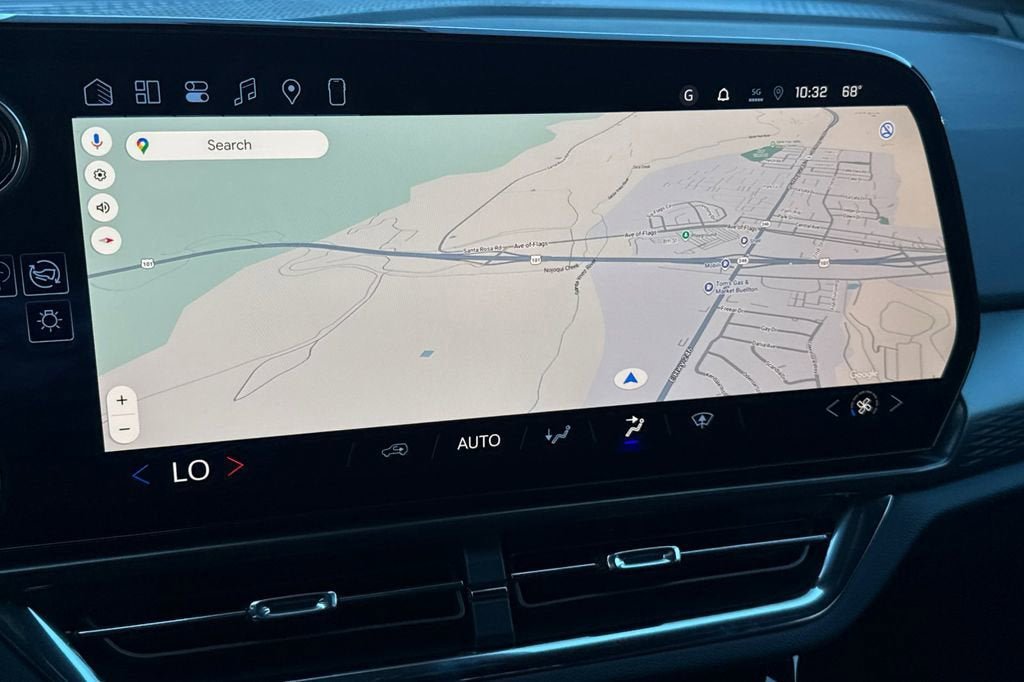 New 2026 Chevrolet Equinox EV LT w/ LPO, Blackout Package image 19