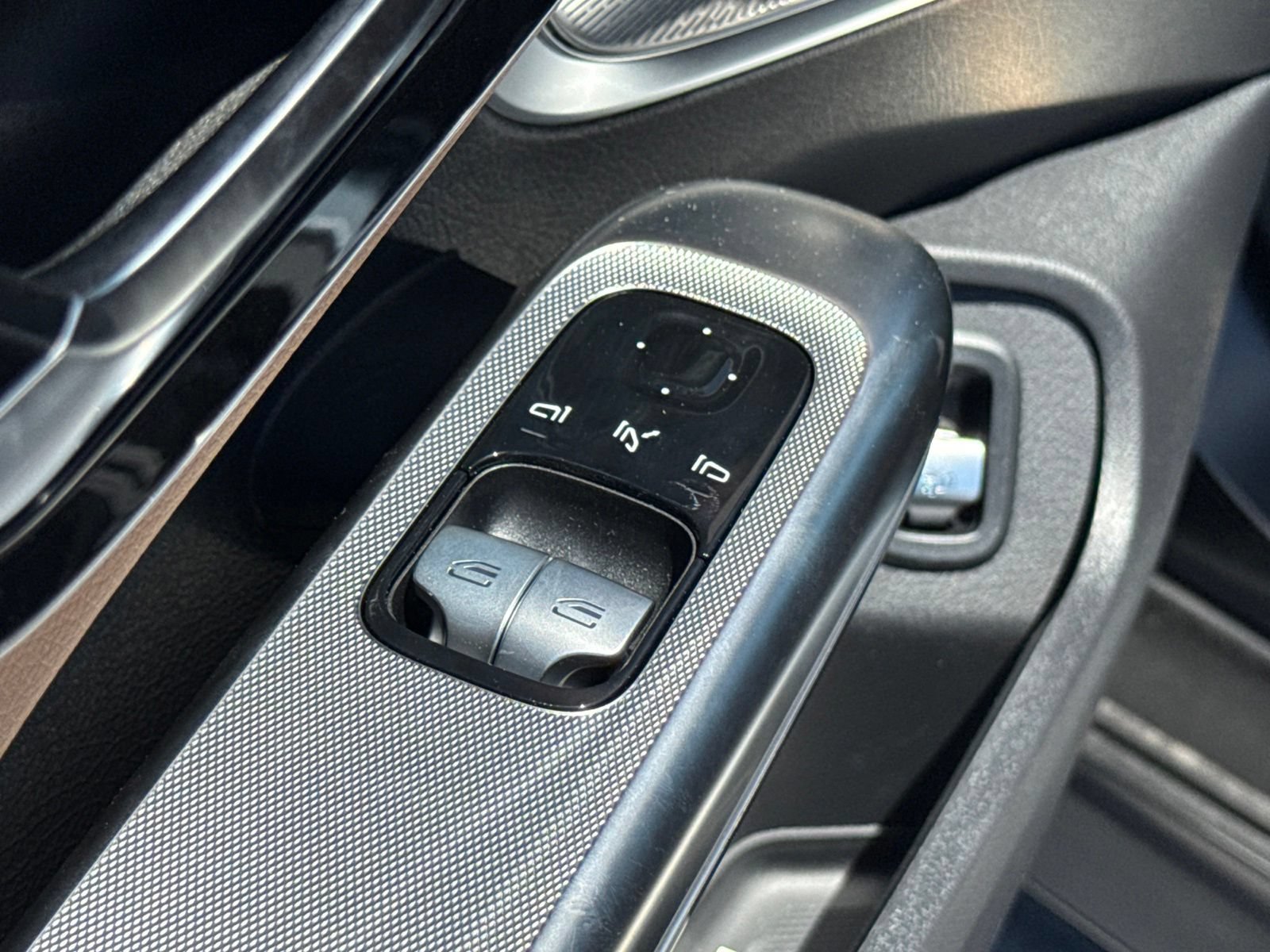 New 2026 Mercedes-Benz CLE 300 4MATIC Coupe image 19