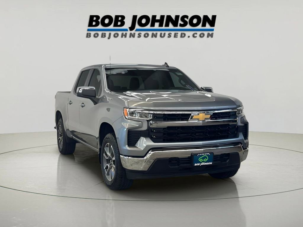 Certified 2025 Chevrolet Silverado 1500 LT image 3