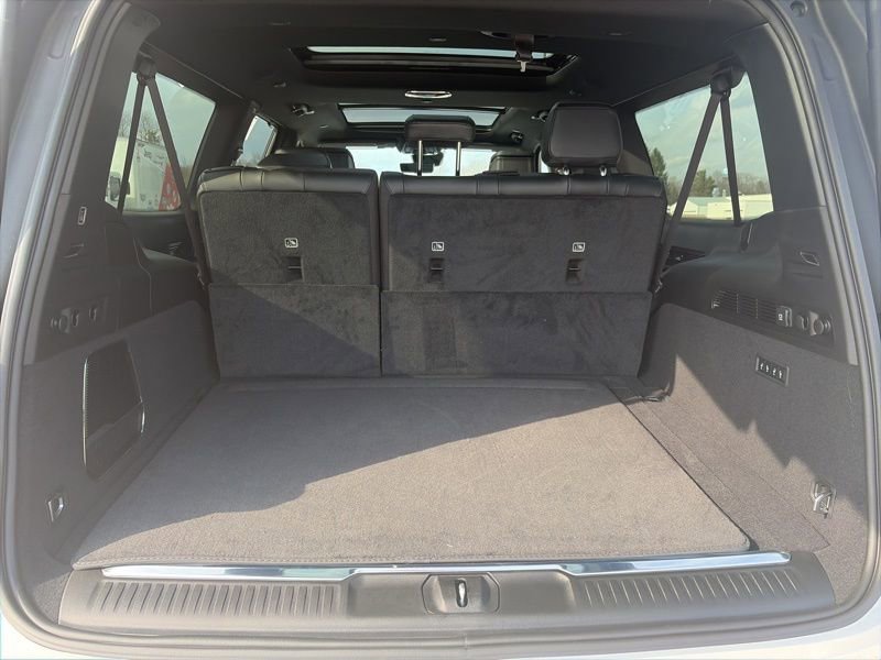New 2026 Jeep Grand Wagoneer L Summit w/ Premium Group III image 6
