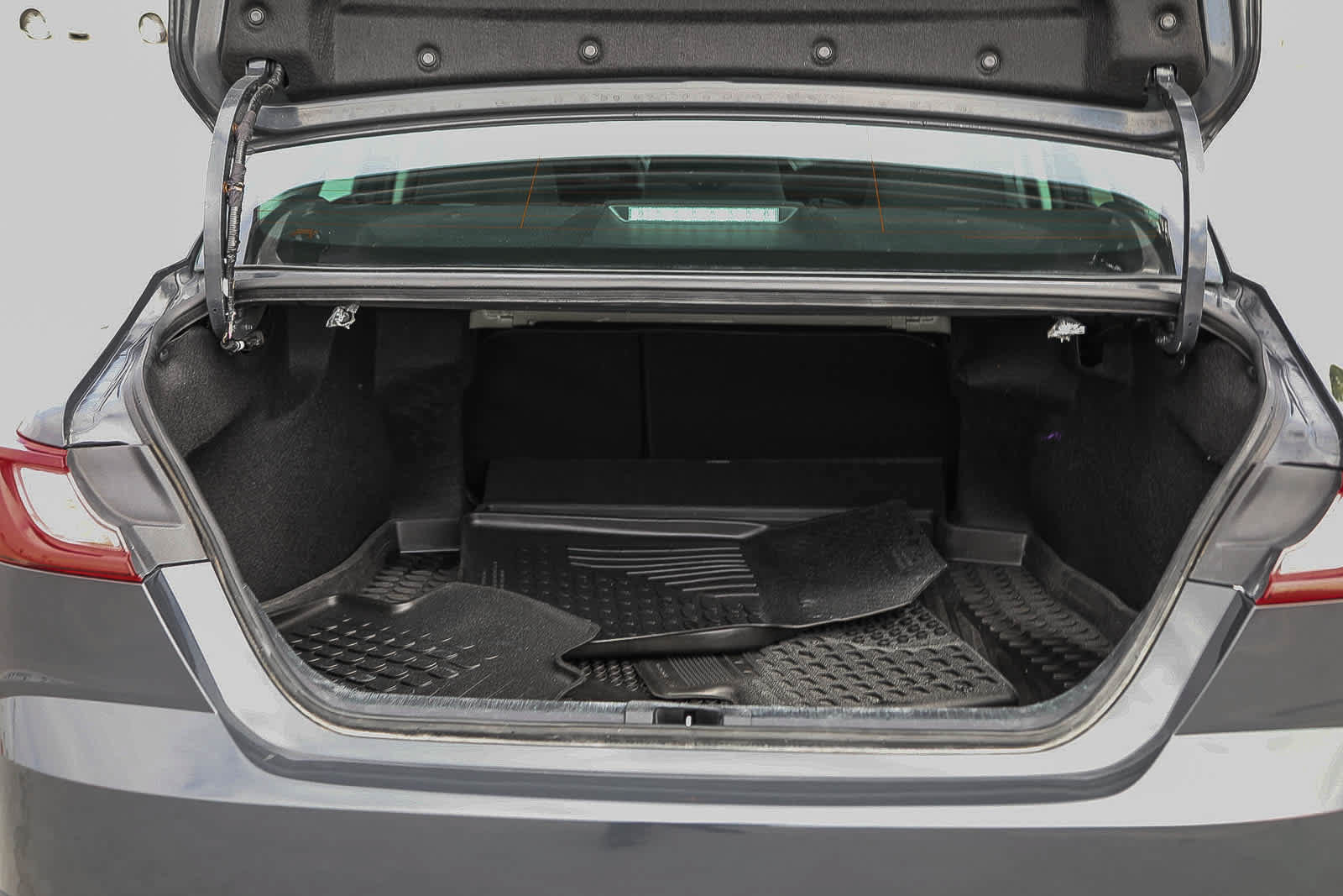 Certified 2025 Toyota Camry LE FWD image 26