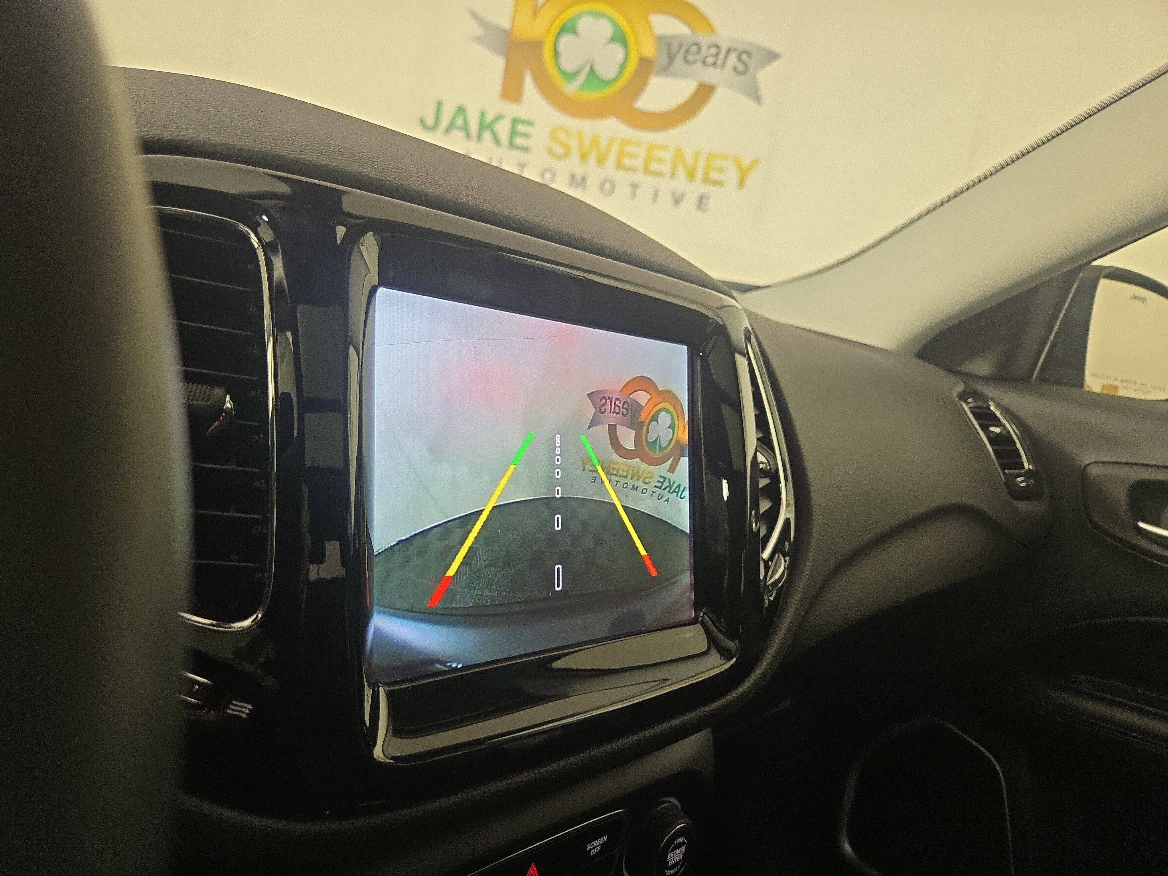 Used 2018 Jeep Compass Limited w/ Navigation Group image 21