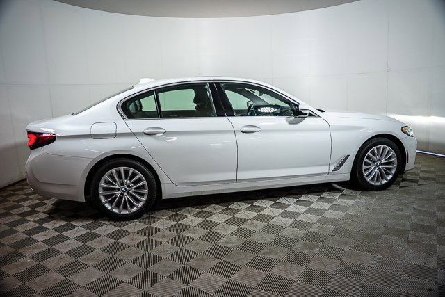 Used 2023 BMW 530i xDrive w/ Convenience Package image 40