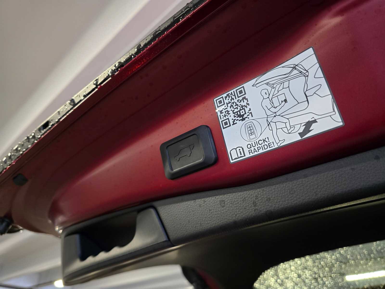 Used 2024 Toyota RAV4 Limited image 19