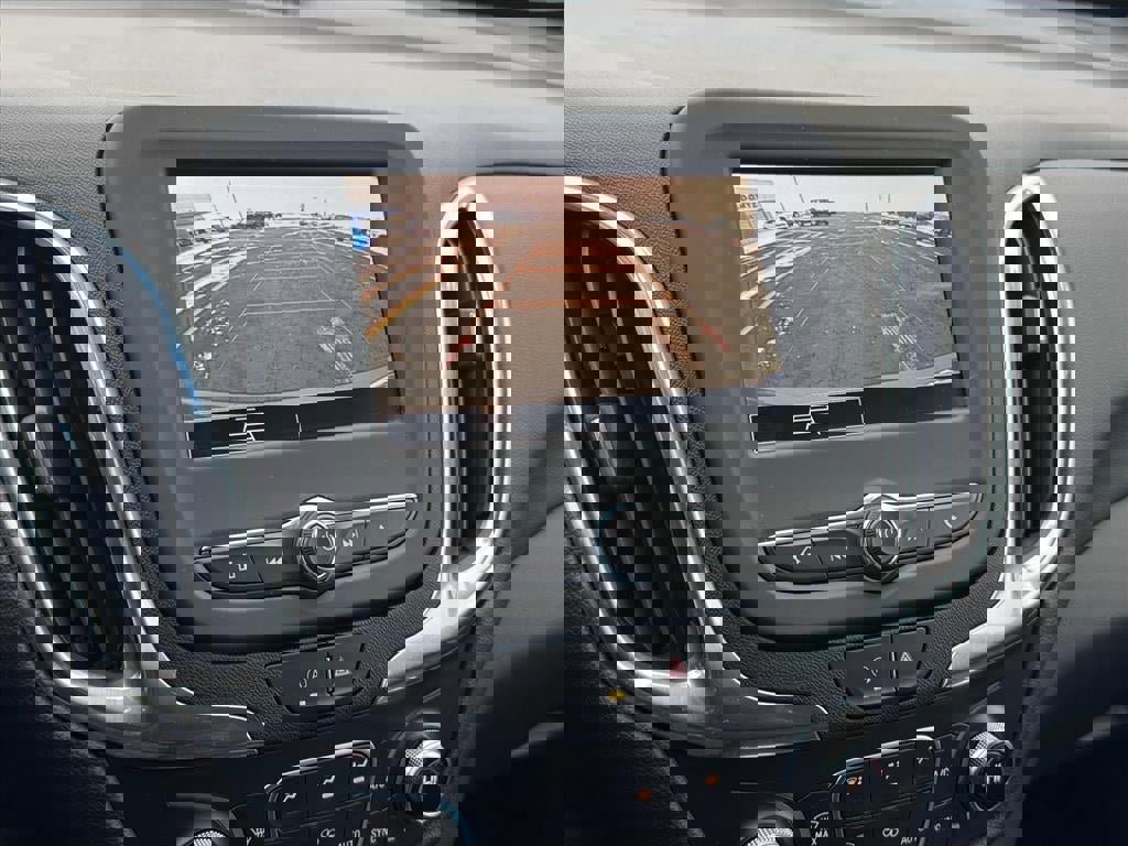 Certified 2023 Chevrolet Equinox LT image 16