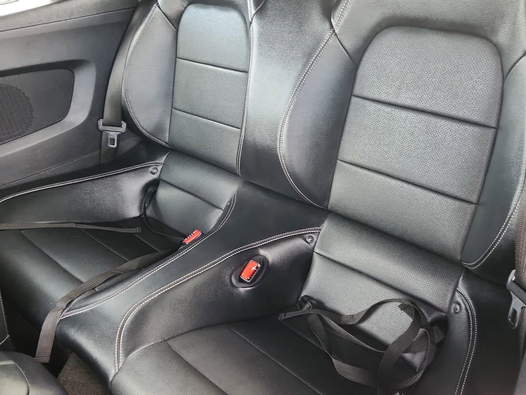 Used 2017 Ford Mustang Premium image 11