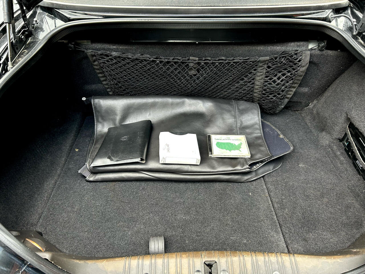 Used 2000 Jaguar XK8 Convertible RWD image 23