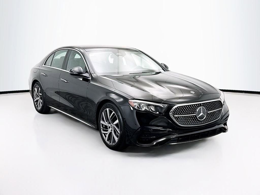 Used 2025 Mercedes-Benz E 350 Sedan image 3