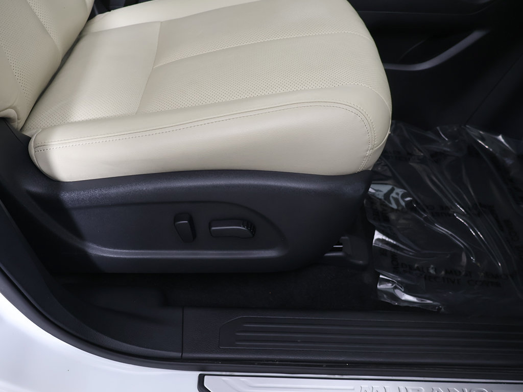 Used 2023 Nissan Murano SL AWD/4WD image 35
