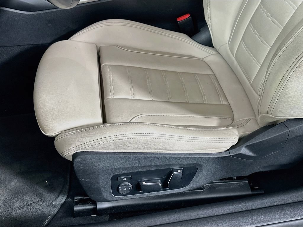 Used 2024 BMW 430i xDrive Convertible w/ Premium Package AWD/4WD image 27